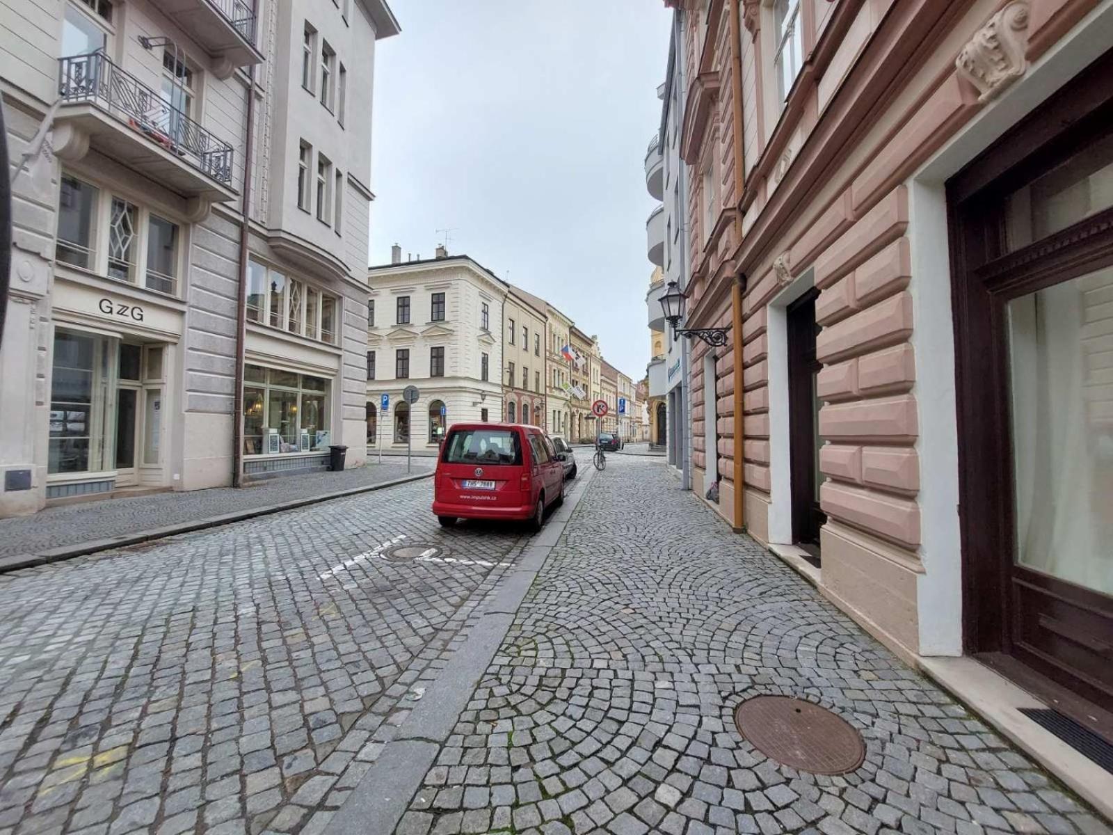 Exkluzivni Apartman V Prizemi V Hradci Kralove Hradec Králové Exteriér fotografie
